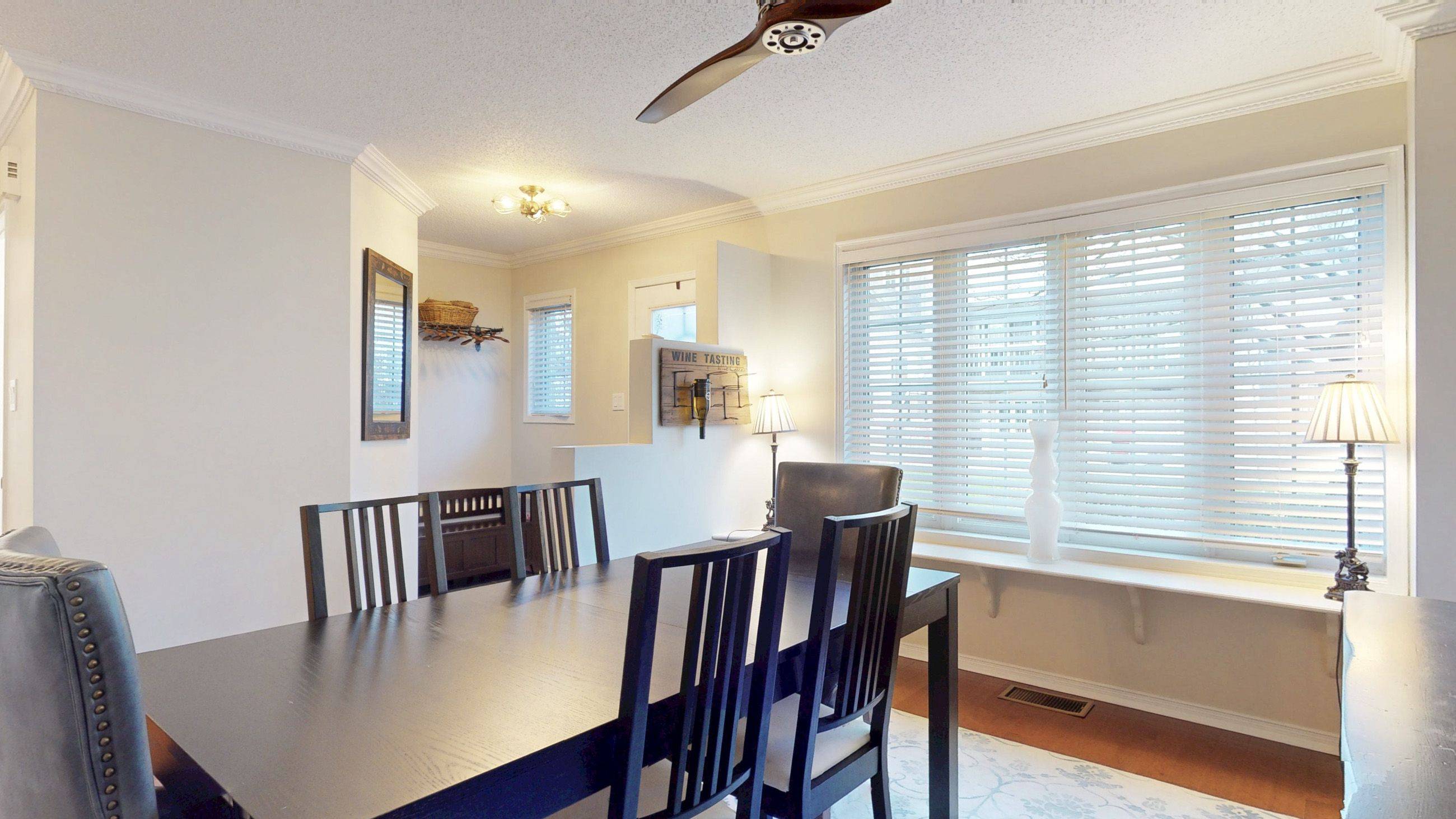 Pickering, ON L1V 6V9,1995 Royal RD #143