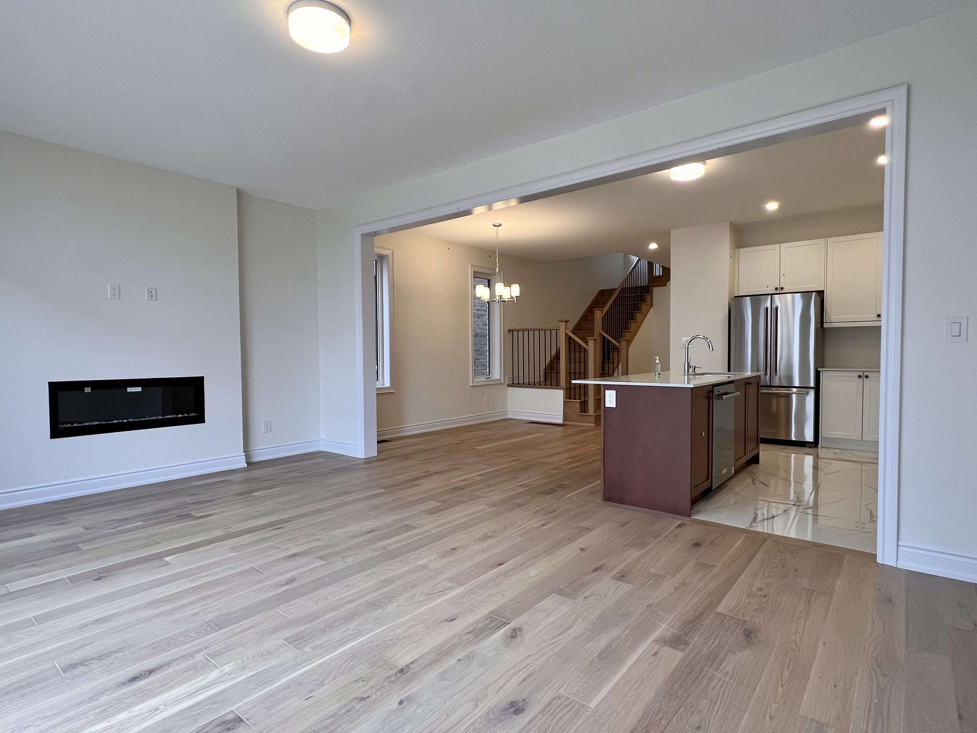 Springwater, ON L0L 1Y3,99 Bearberry RD