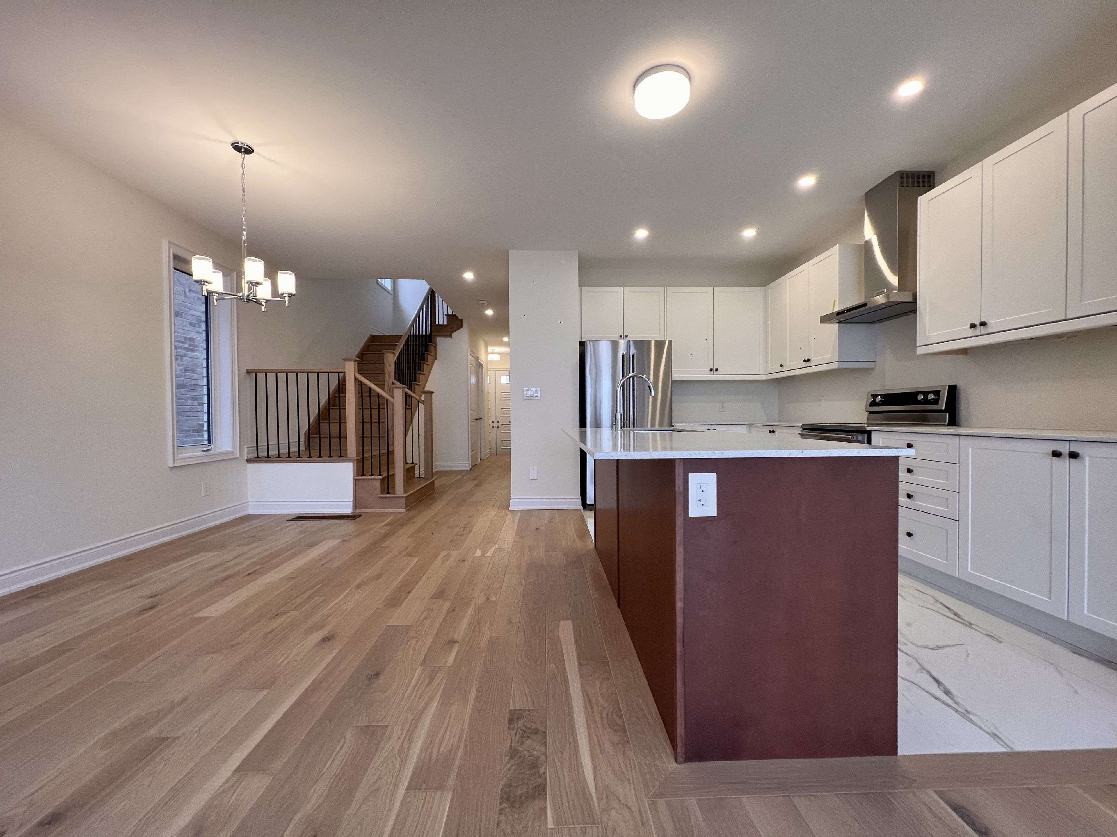 Springwater, ON L0L 1Y3,99 Bearberry RD