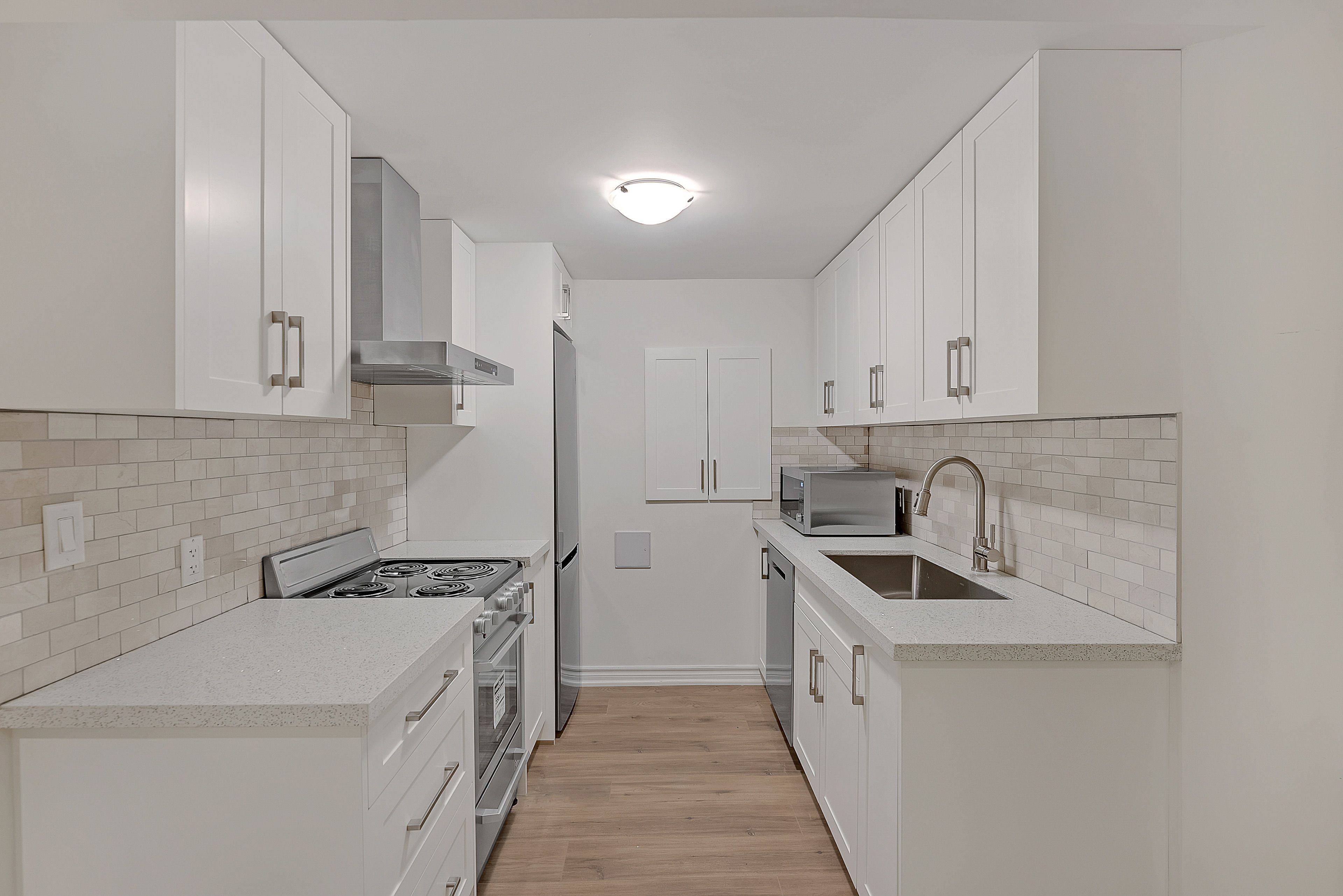 Mississauga, ON L5N 7T8,3788 Forest Bluff CRES #Lower