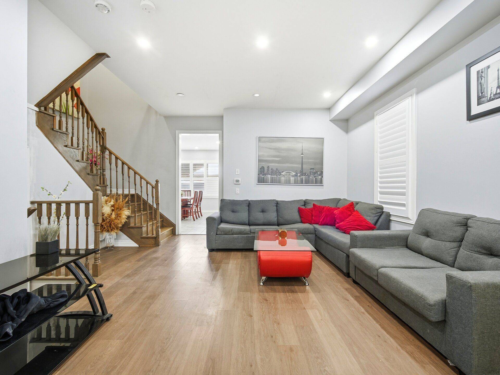 Caledon, ON L7C 3Z7,14 Deer Ridge TRL