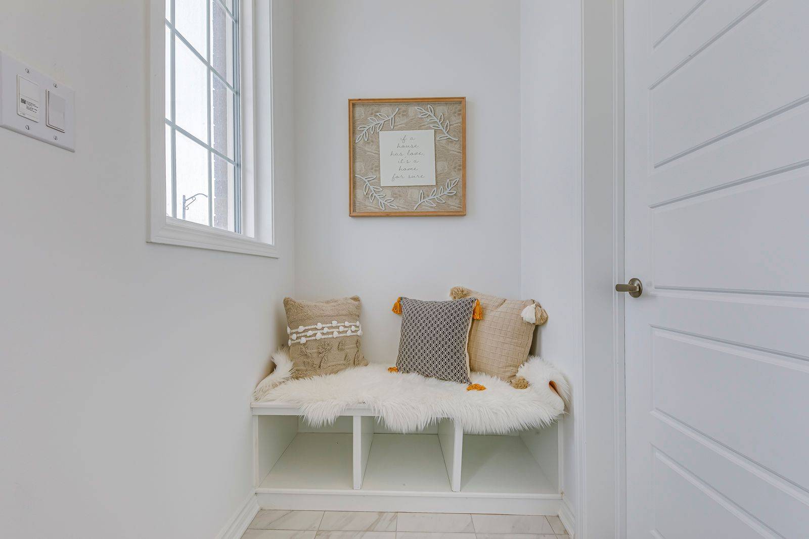 Milton, ON L9E 2E7,1363 Copley CT