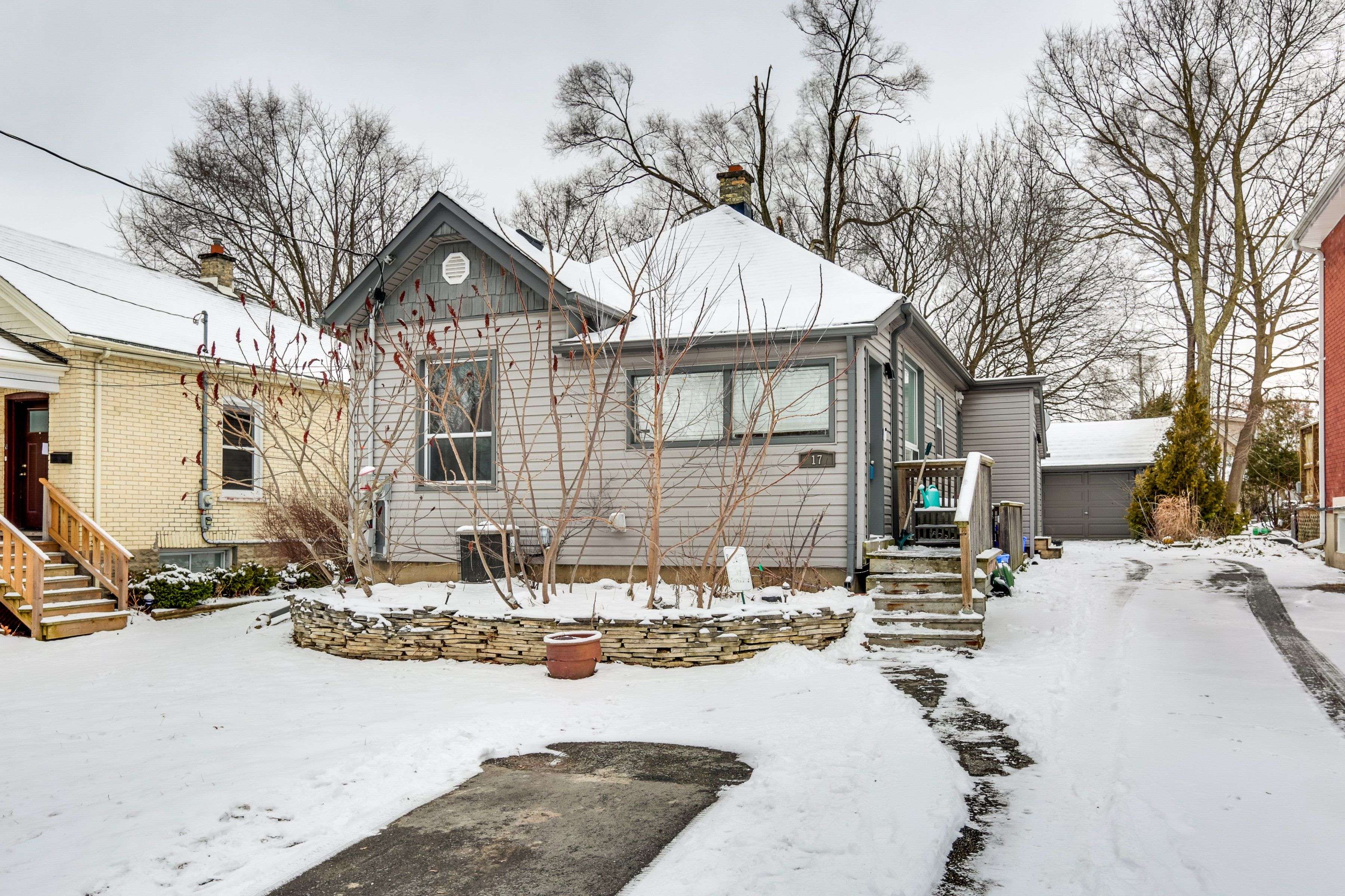 London North, ON N6G 1A9,17 McDonald AVE