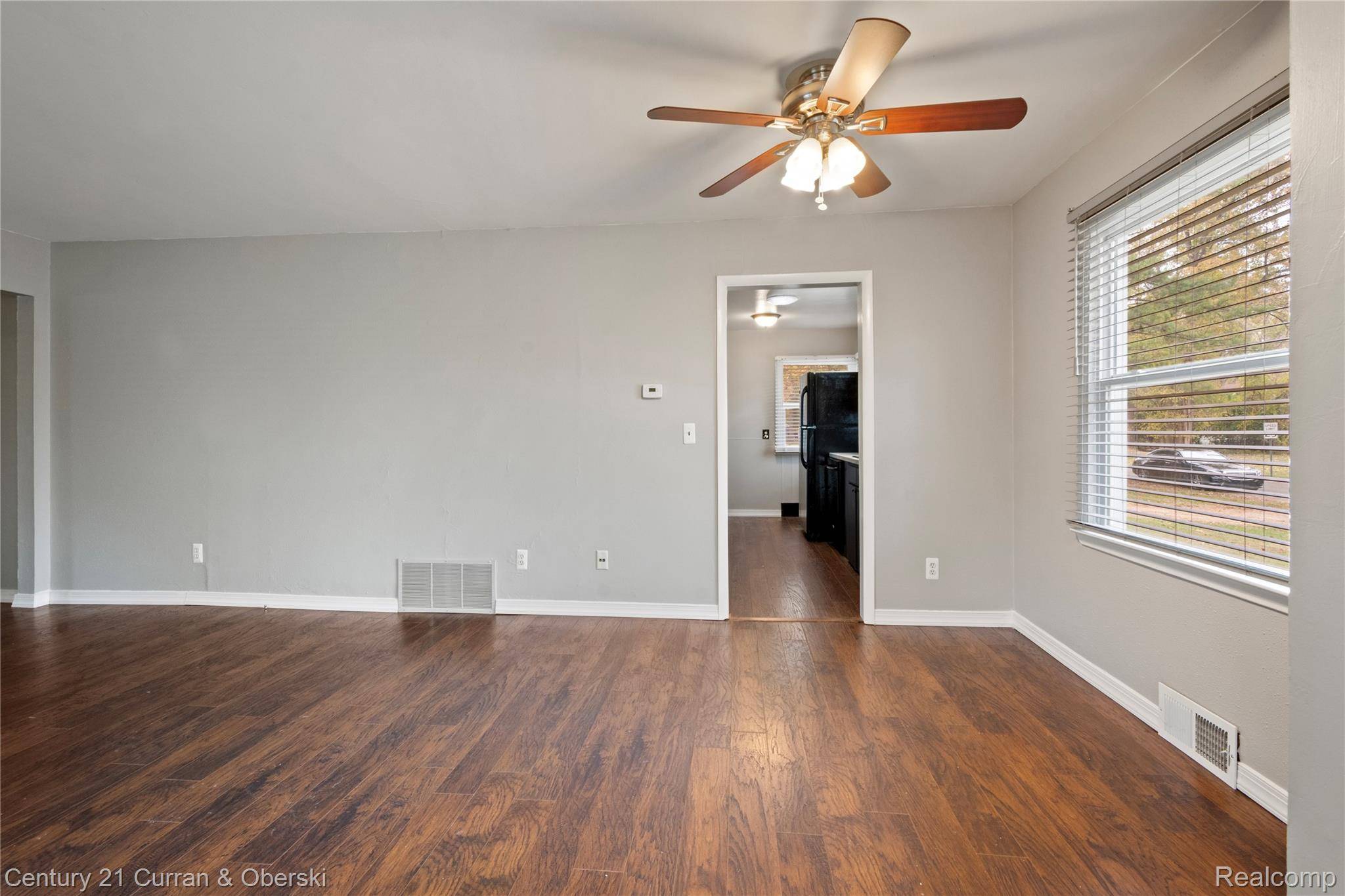 Southfield, MI 48033,25616 W 10 Mile RD