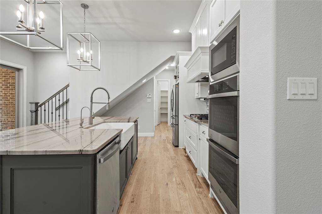 Irving, TX 75039,568 Courtyard Lane