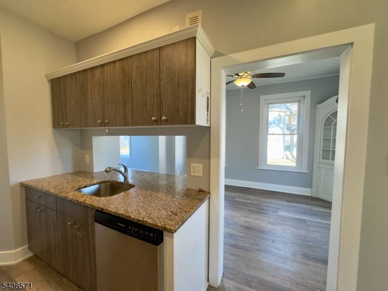 Newton Town, NJ 07860,31 Diller Ave