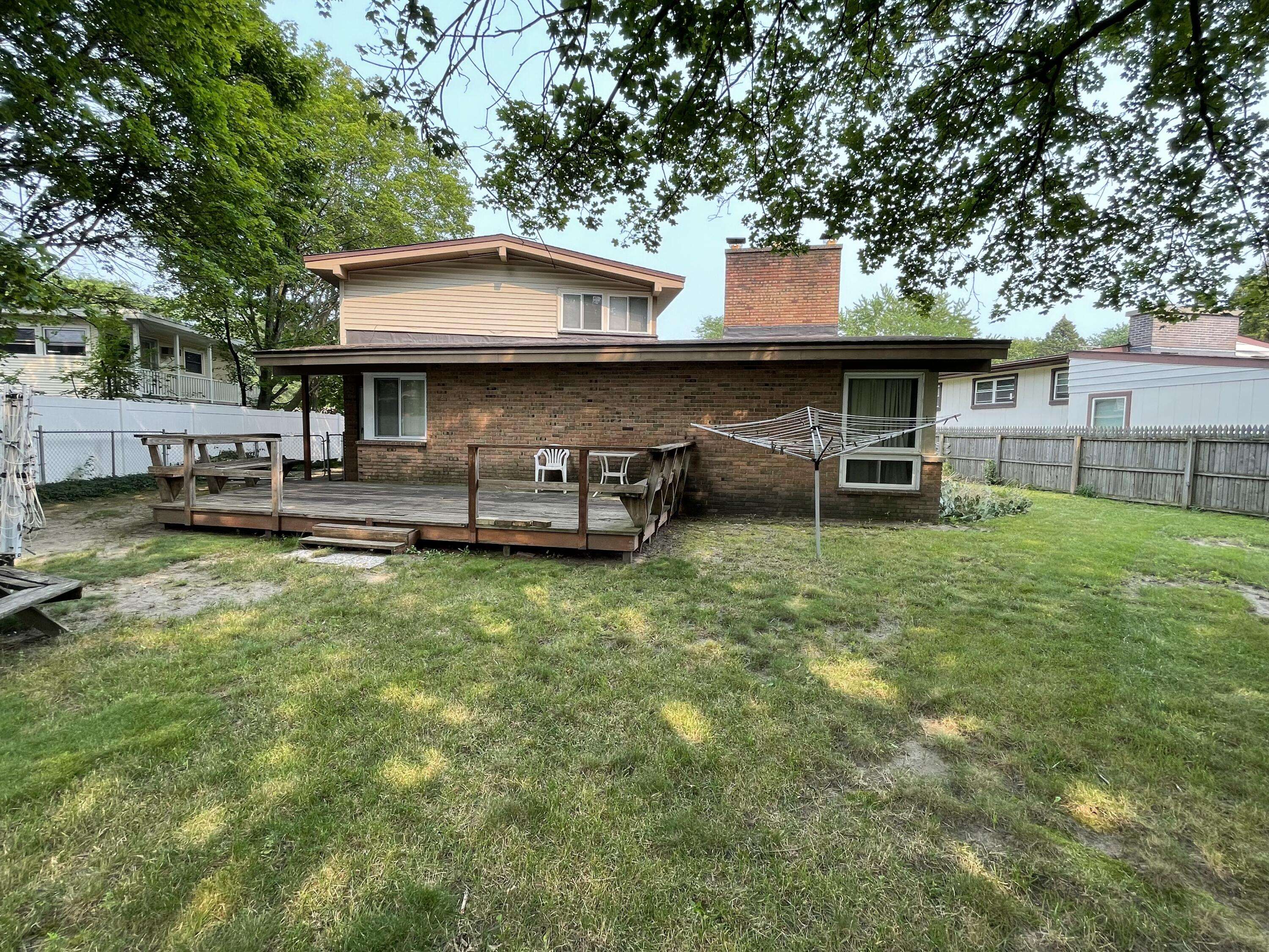 Mount Pleasant, MI 48858,910 Elizabeth CT