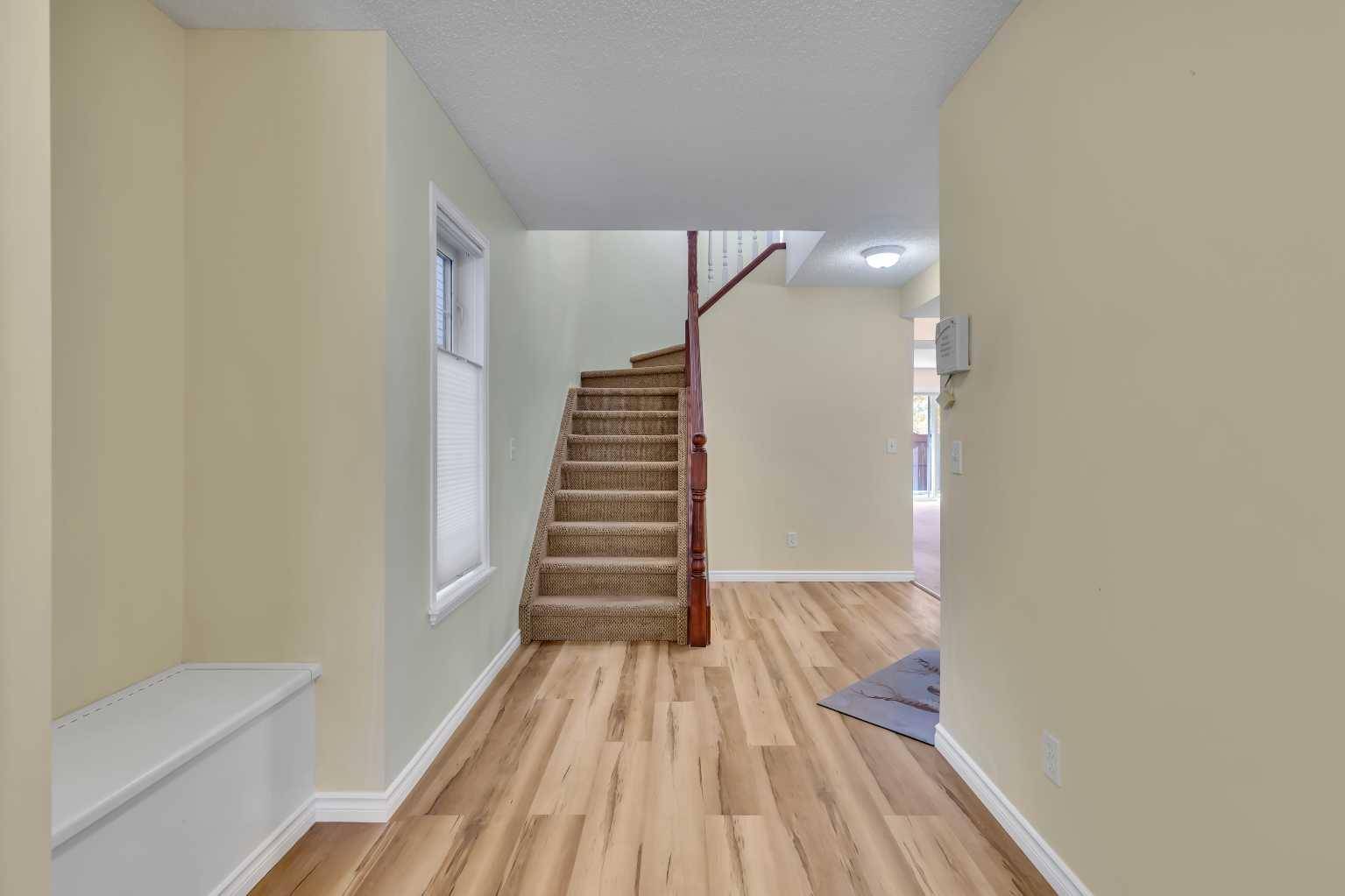 Calgary, AB T3B 5T3,140 Valley Ridge HTS NW