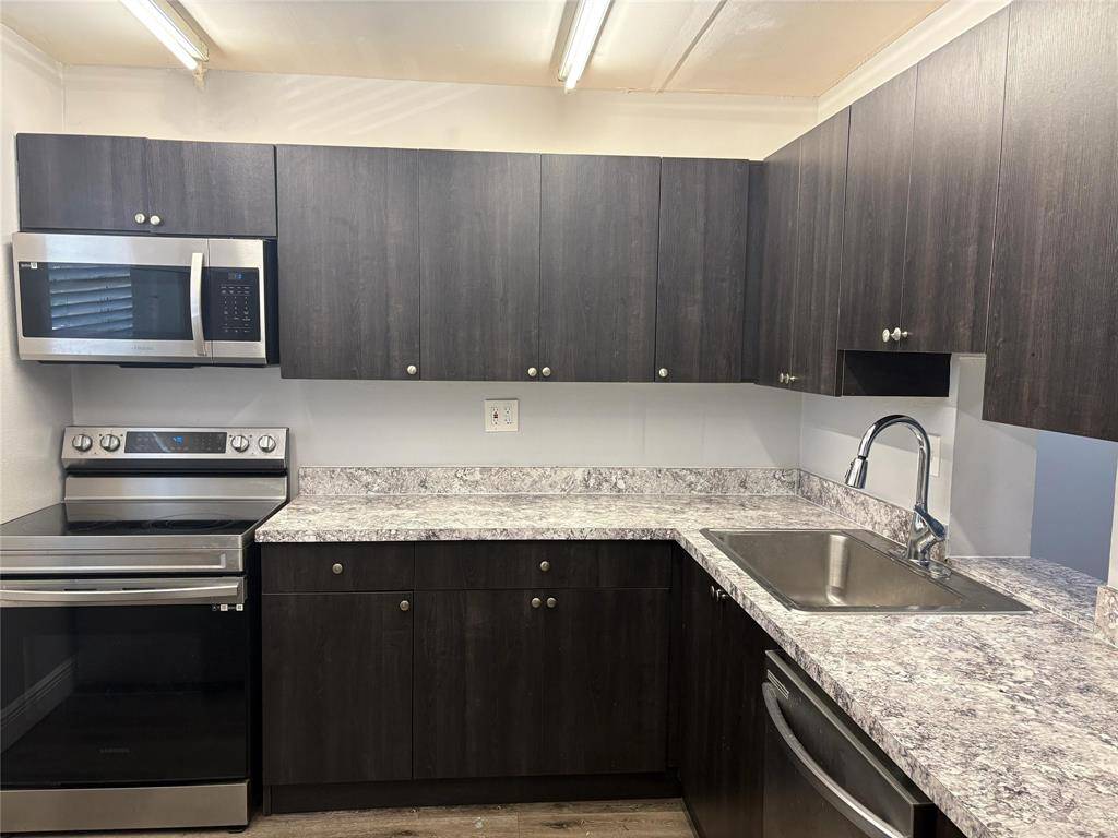 Sunrise, FL 33313,1700 NW 58th Ter #2D