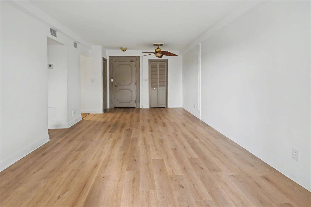 Fort Lauderdale, FL 33304,3000 Riomar St #406