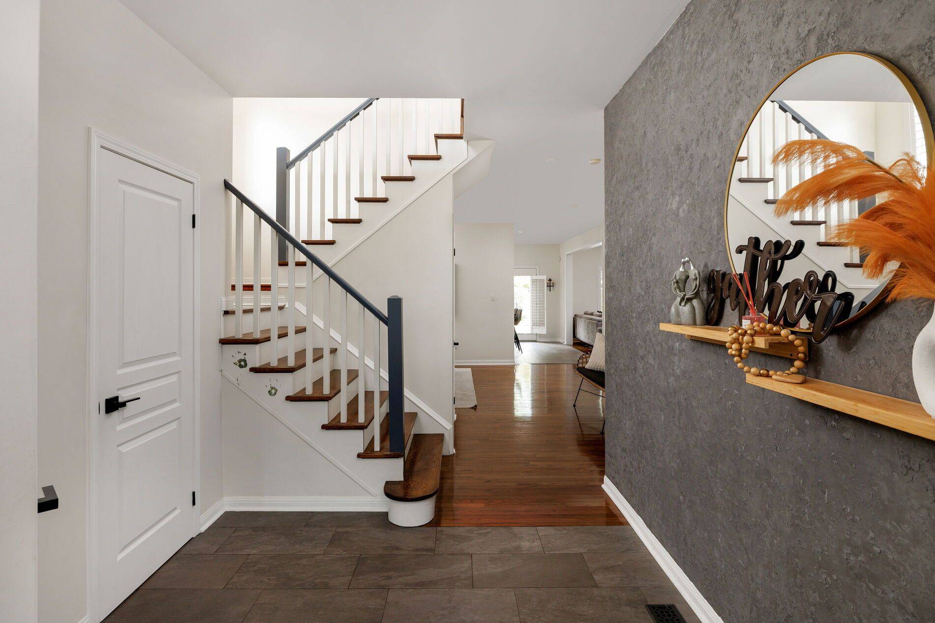 Oakville, ON L6M 5B8,2202 Brookhaven CRES