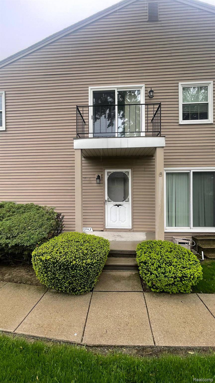 Novi, MI 48375,23743 STONEHENGE BLVD