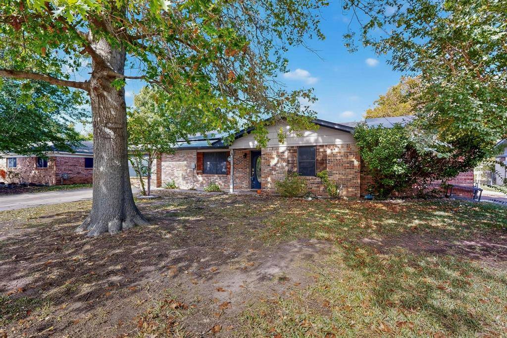 Gainesville, TX 76240,418 Hillside Drive