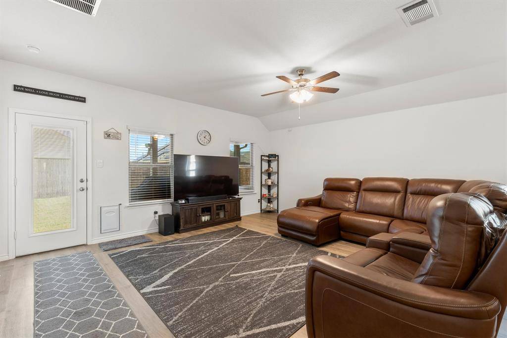 Princeton, TX 75407,1302 Colonial Bluff Lane