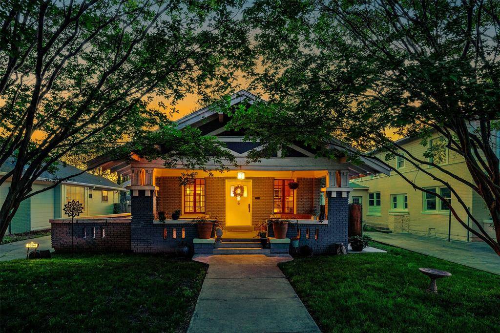 Fort Worth, TX 76110,2204 6th Avenue