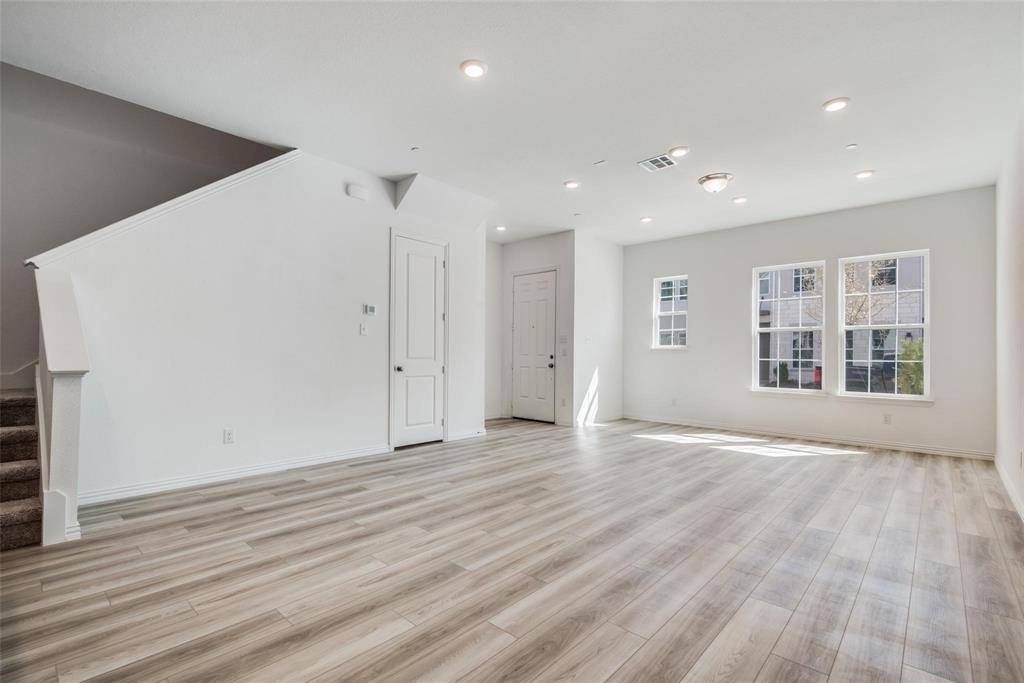 Irving, TX 75063,9915 Schramm Street