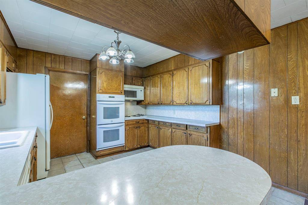 Groesbeck, TX 76642,615 E Jacinto Street