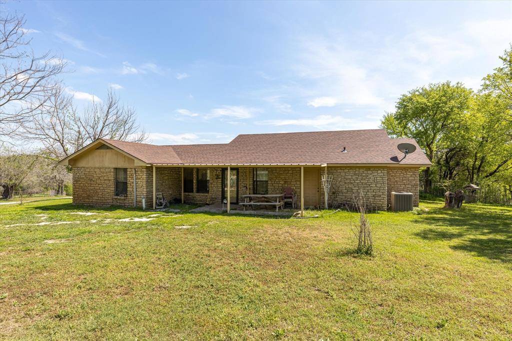 Hico, TX 76457,9885 County Road 270