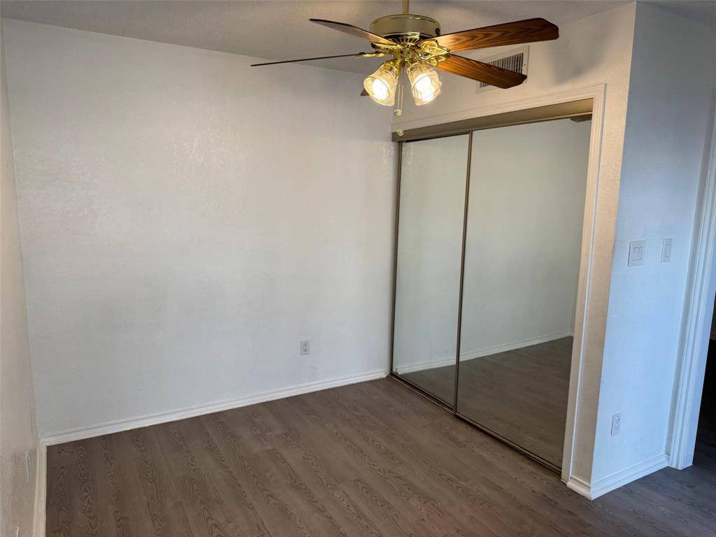 Arlington, TX 76006,2301 Balsam Drive #M301