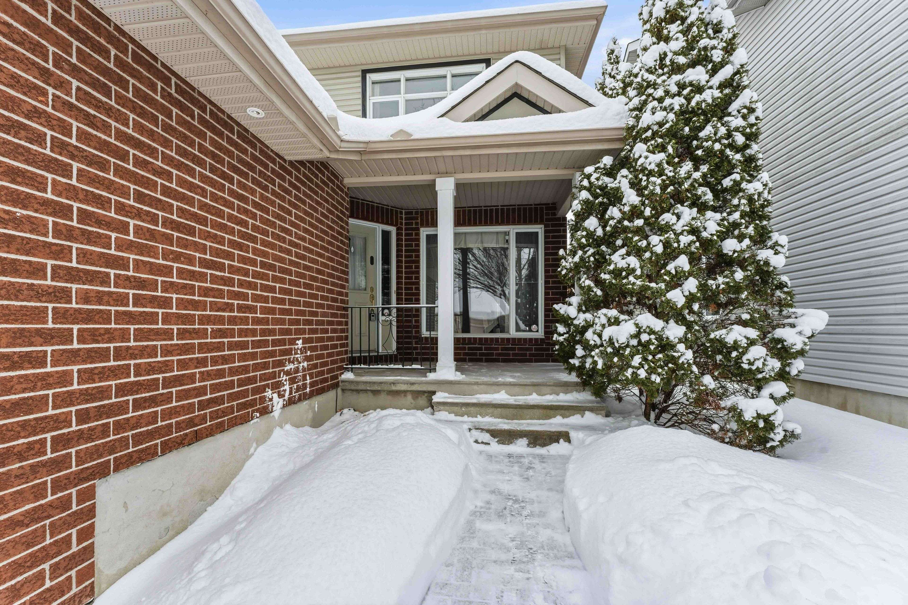 Hunt Club - Windsor Park Village And Area, ON K1V 0W7,81 Kimberwick CRES