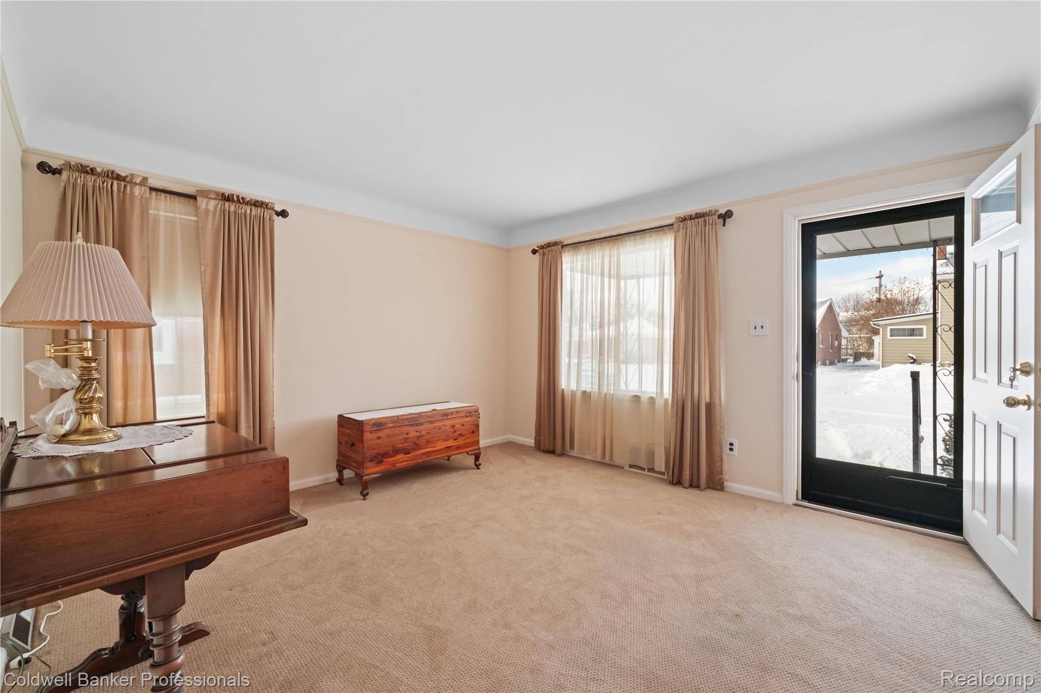 Redford, MI 48239,11422 Marion