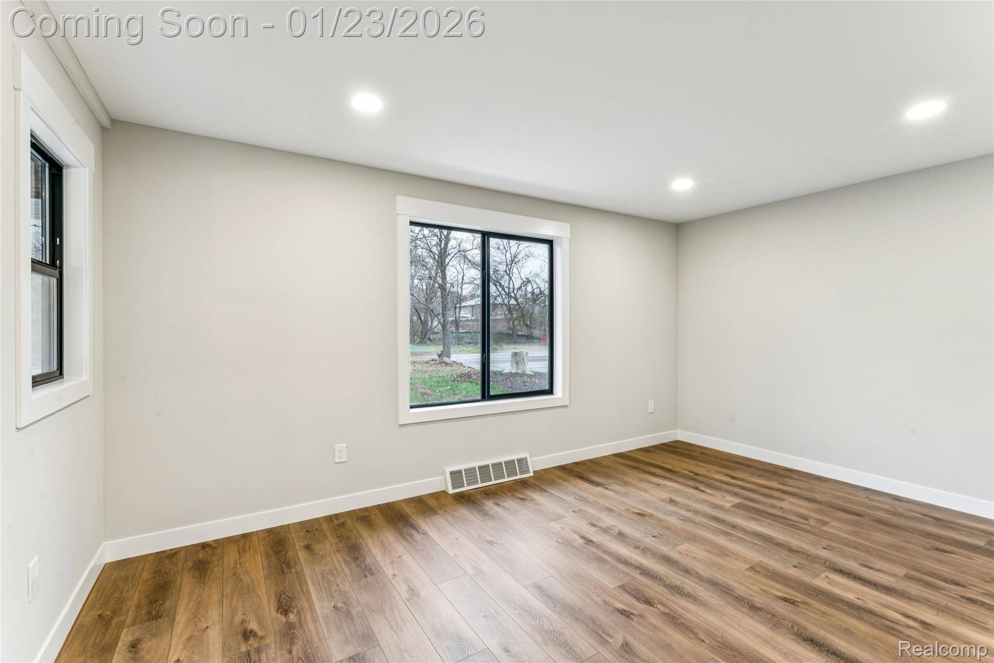 Clarkston, MI 48348,9398 Ortonville RD