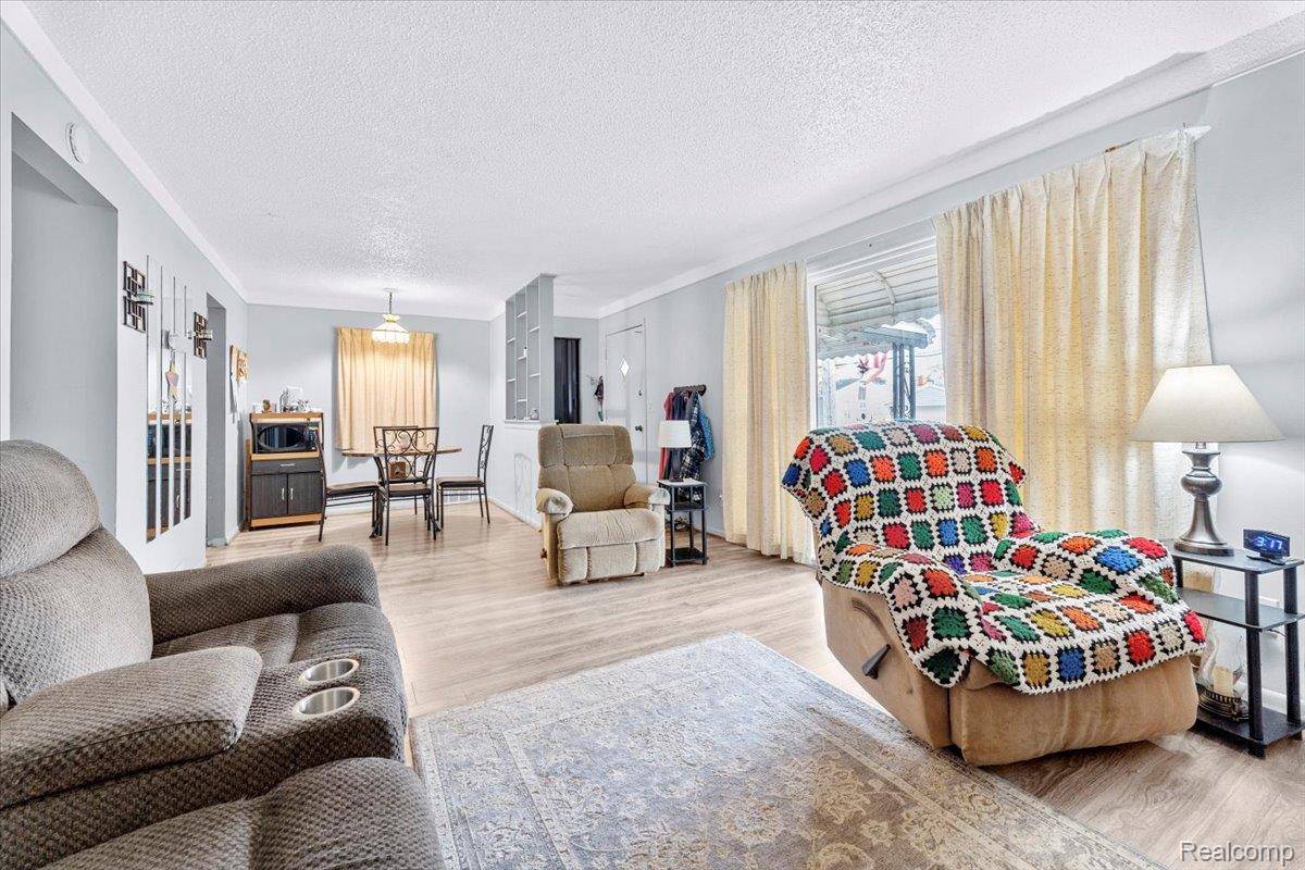 Ecorse, MI 48229,4548 8th ST