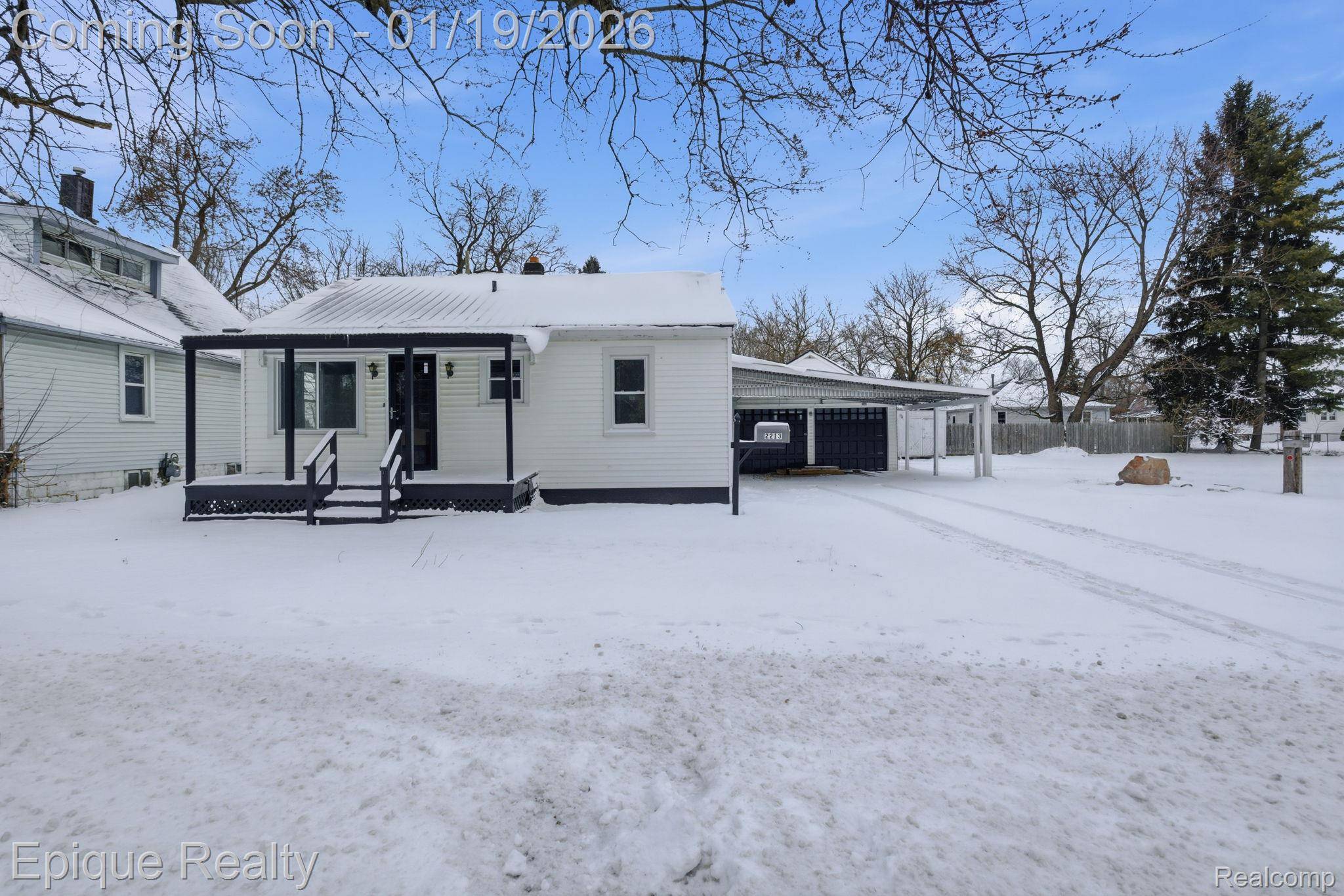 Port Huron, MI 48060,2213 Bancroft ST