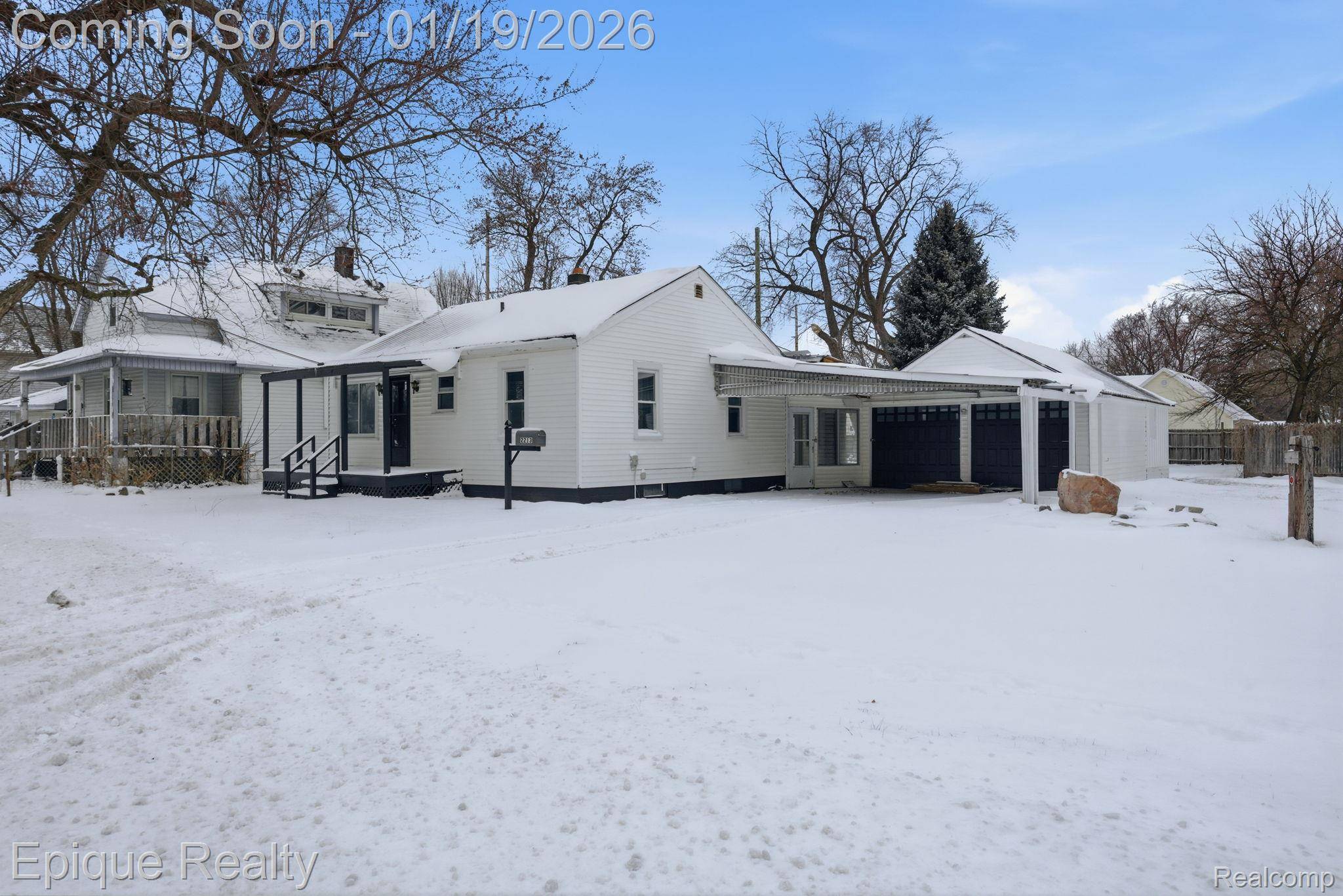 Port Huron, MI 48060,2213 Bancroft ST