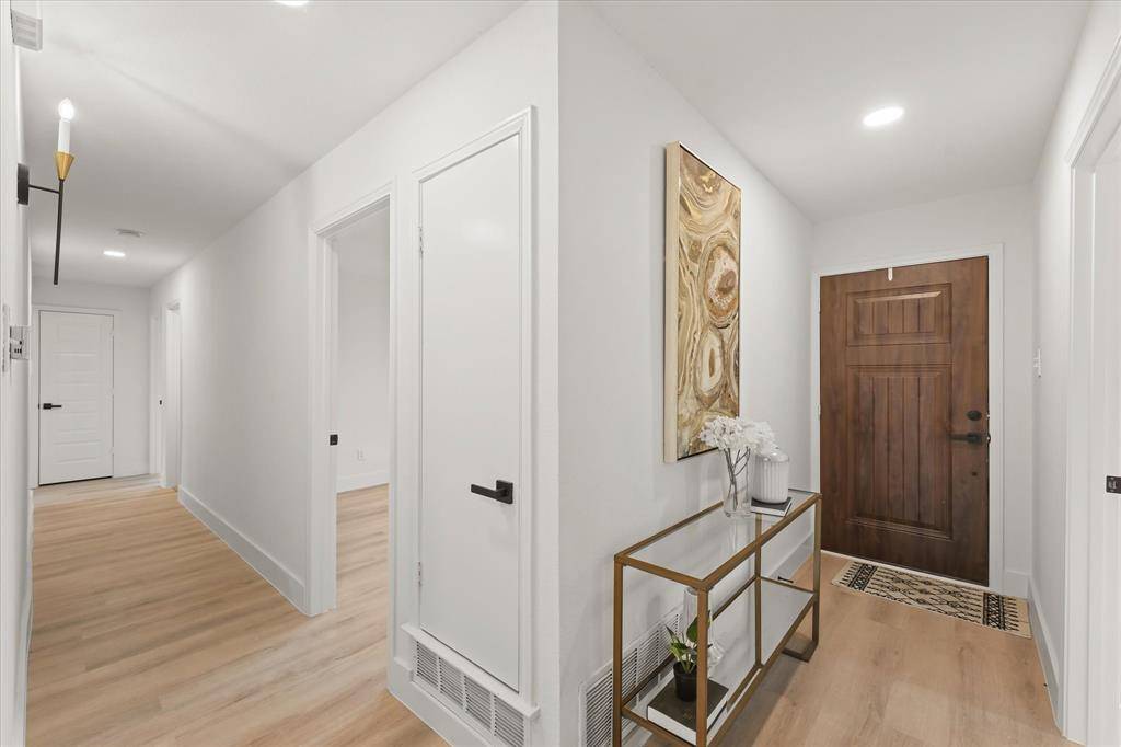 Desoto, TX 75115,928 Oak Trail