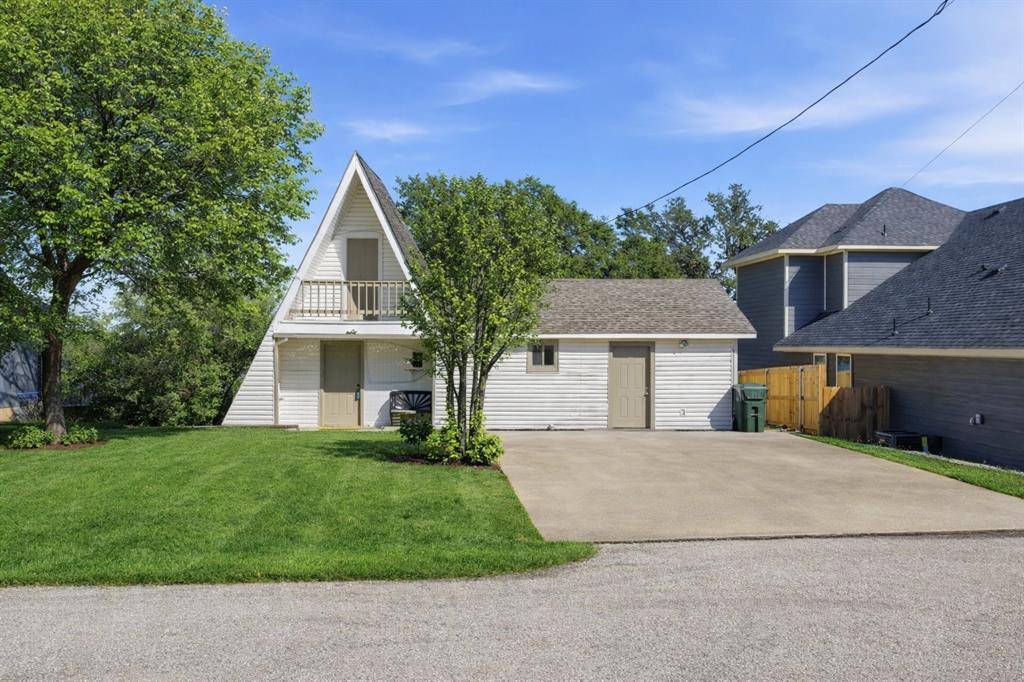 Granbury, TX 76048,2707 Austin Drive