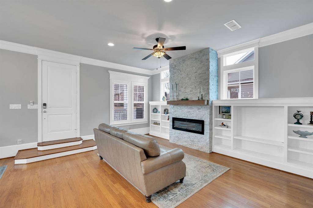 Midlothian, TX 76065,209 Cody Hunter Lane