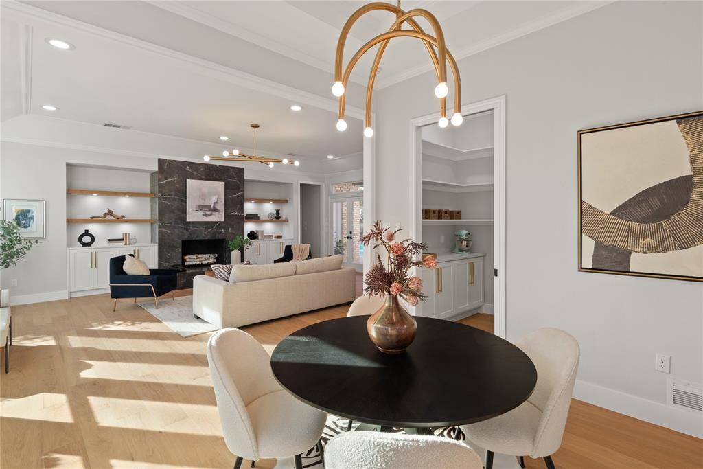 Plano, TX 75093,5834 Sky Park Drive