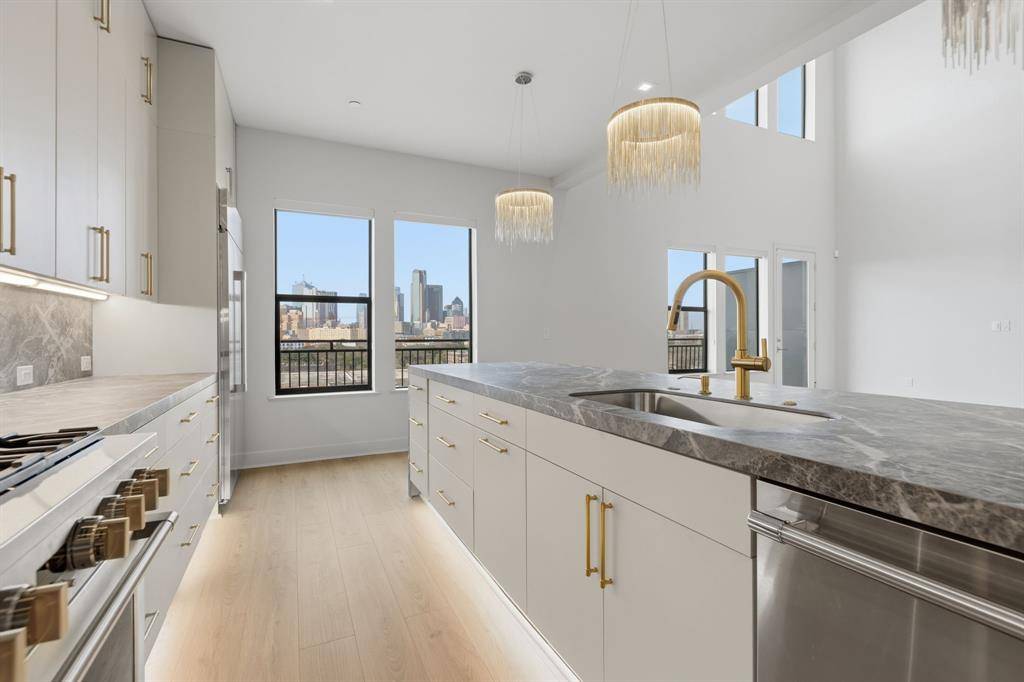 Dallas, TX 75215,1900 S Ervay Street #608