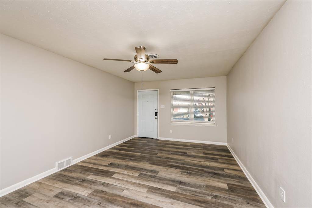 Dallas, TX 75217,7728 Huttig Avenue