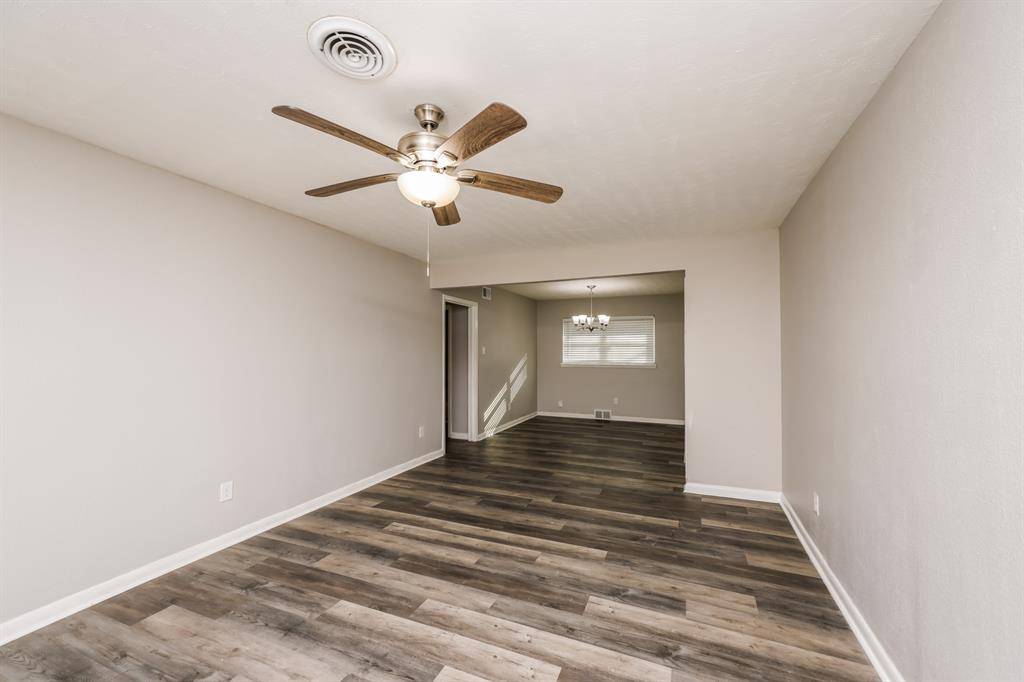 Dallas, TX 75217,7728 Huttig Avenue