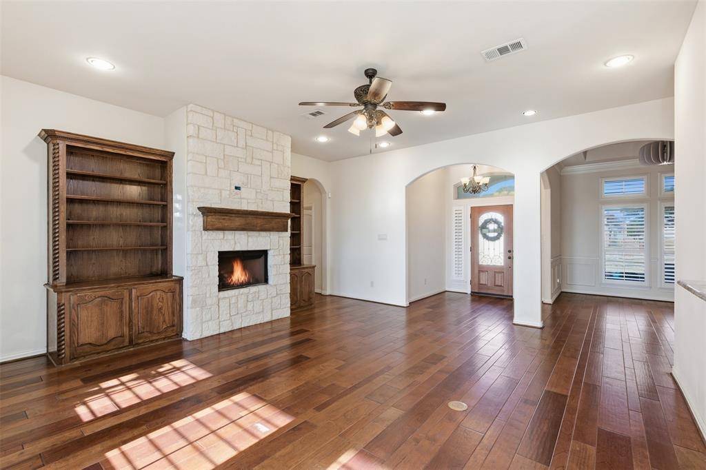 Desoto, TX 75115,1616 Carriage Creek Drive