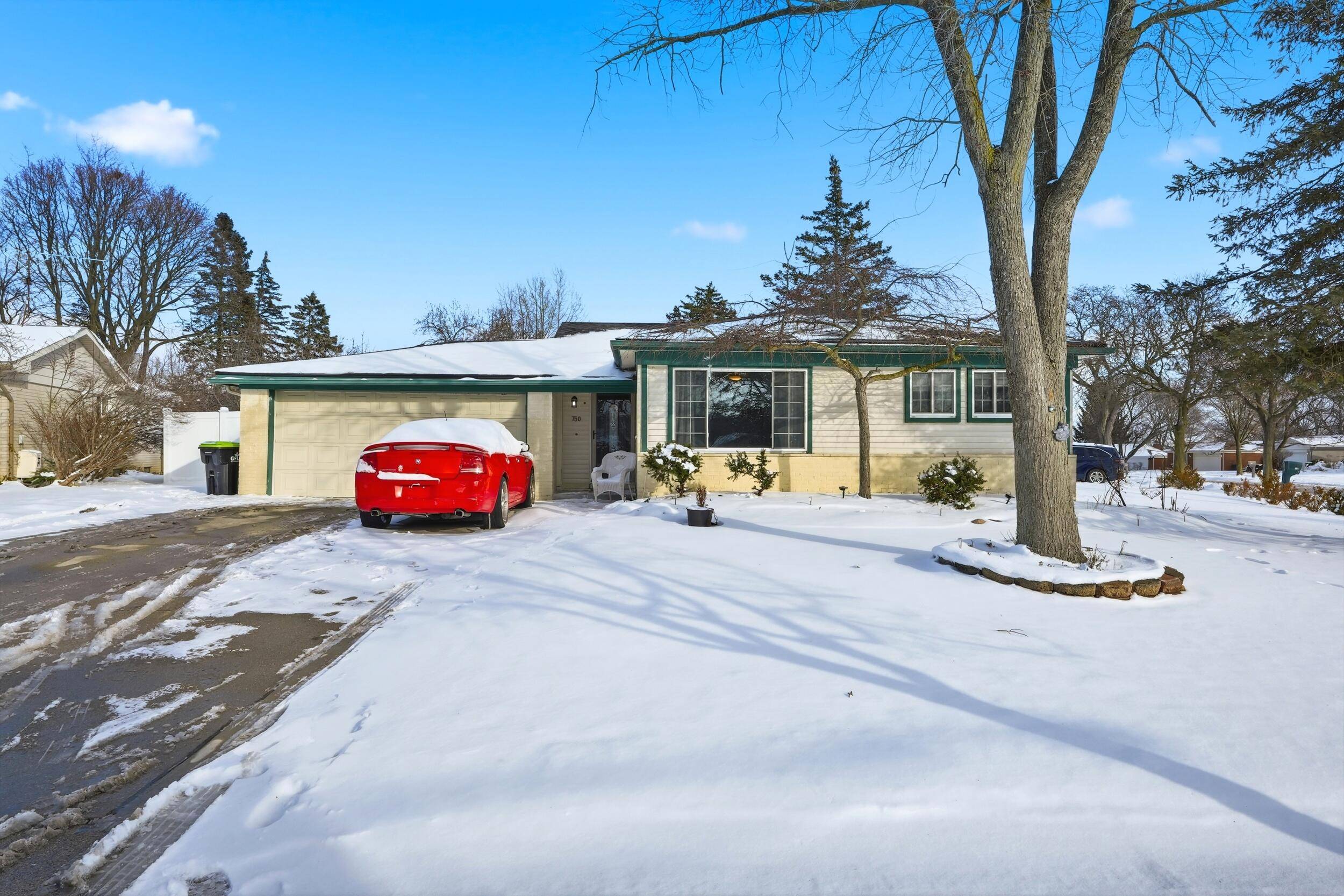 Auburn Hills, MI 48326,750 Southampton CT