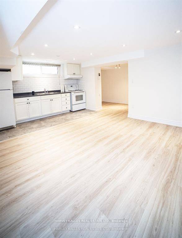 Toronto C04, ON M6B 1Z4,550 Glencairn AVE #Bsmt