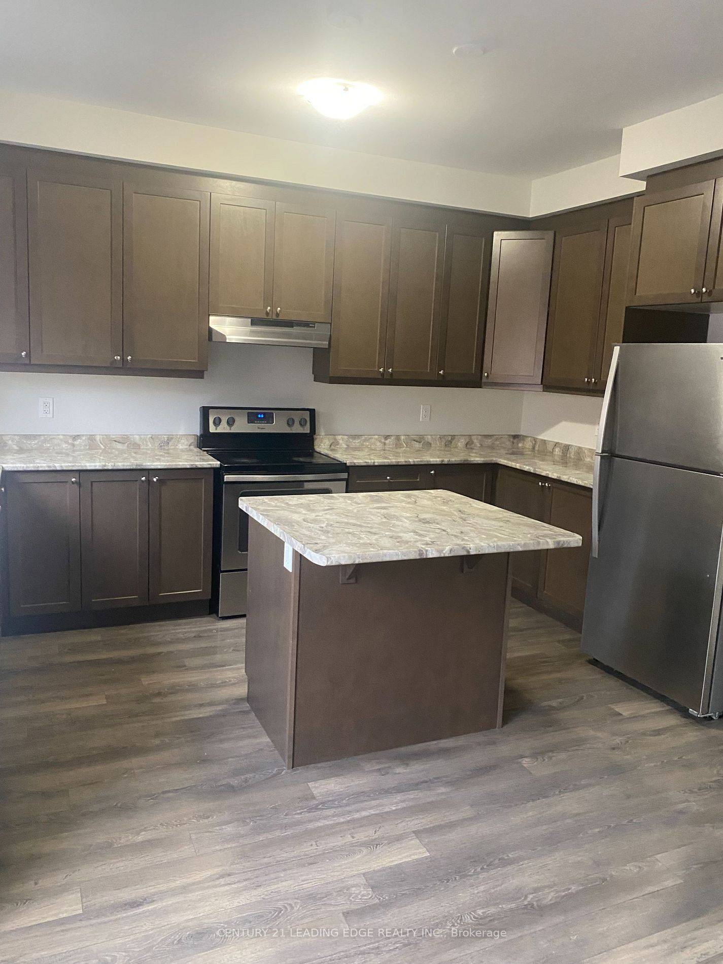 Toronto E04, ON M1L 0J4,5 Fusilier DR