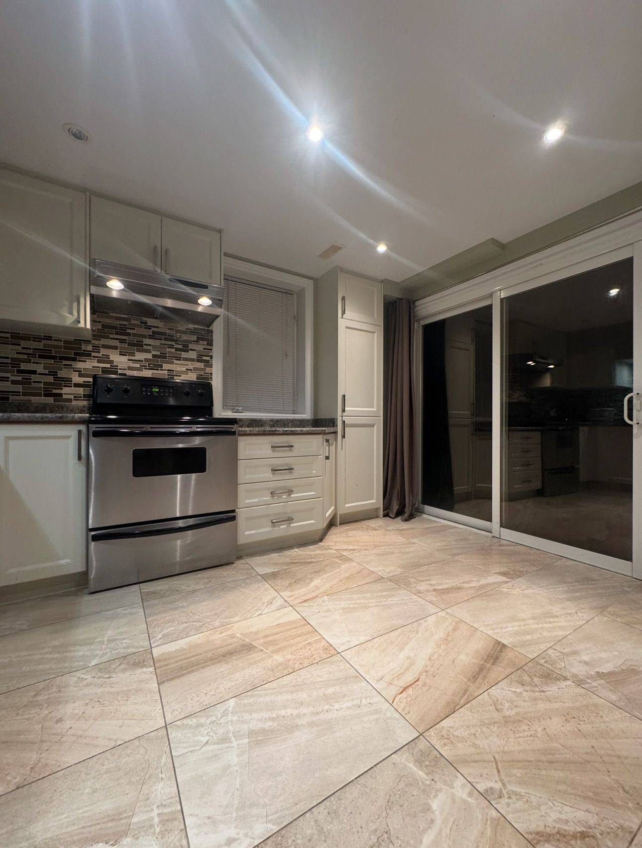 Richmond Hill, ON L4E 0B7,101 Shirrick DR #Bsmt