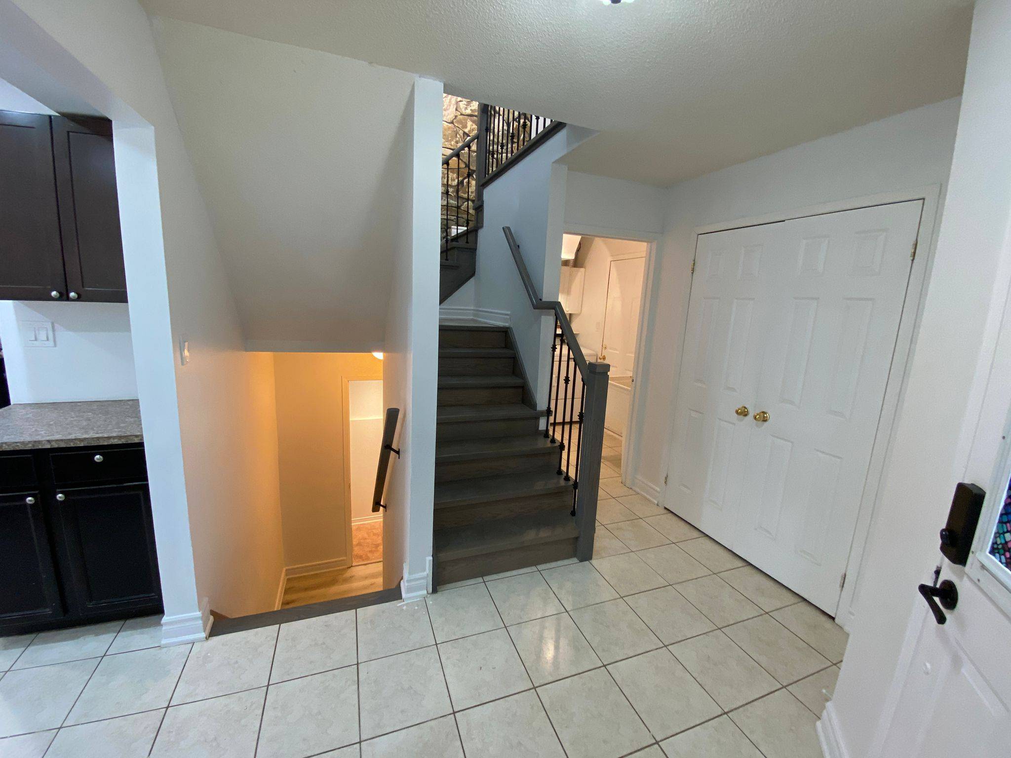 Innisfil, ON L9S 4Y3,1430 Forest ST