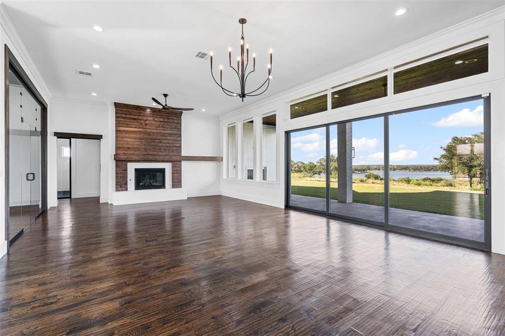 Granbury, TX 76048,729 R C Luker Court