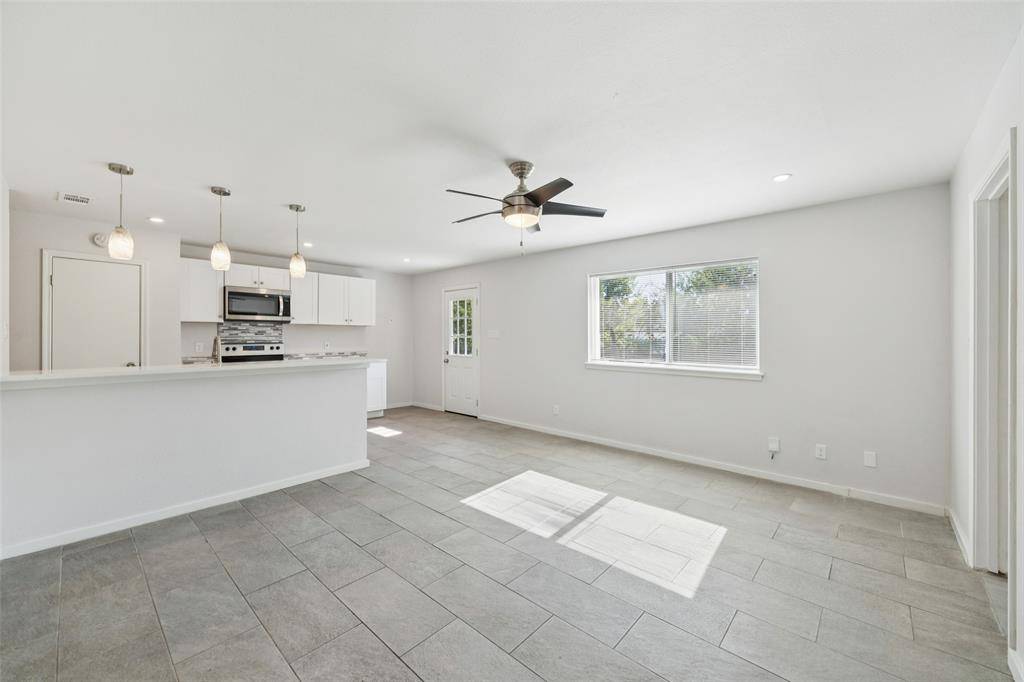 Forney, TX 75126,914 Royal Street