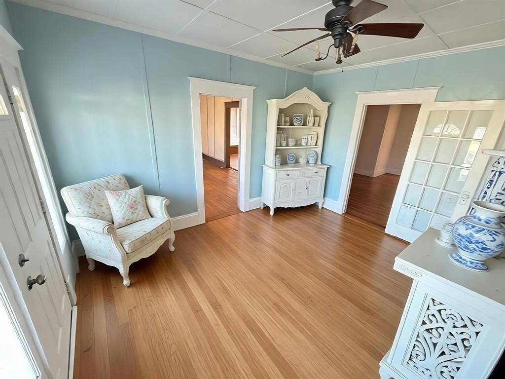 Denison, TX 75020,428 W Morgan Street