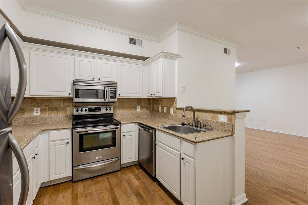 Plano, TX 75093,2601 Preston Road #3102