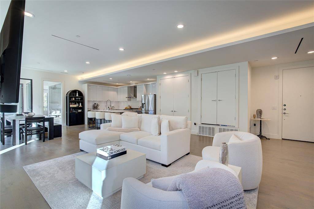 Dallas, TX 75204,3923 Cole Avenue #103