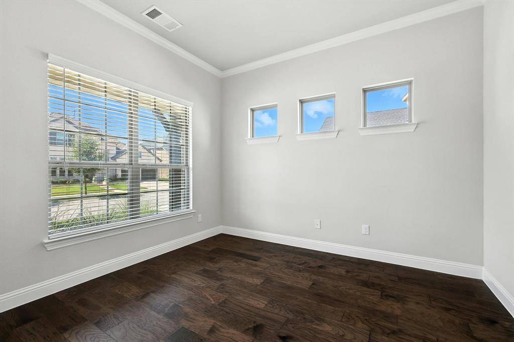 Argyle, TX 76226,1208 13th Street