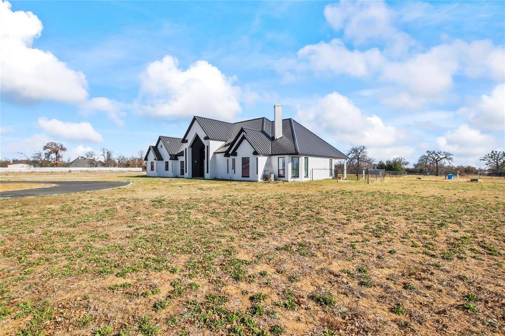 Krugerville, TX 76227,5090 US Highway 377 S