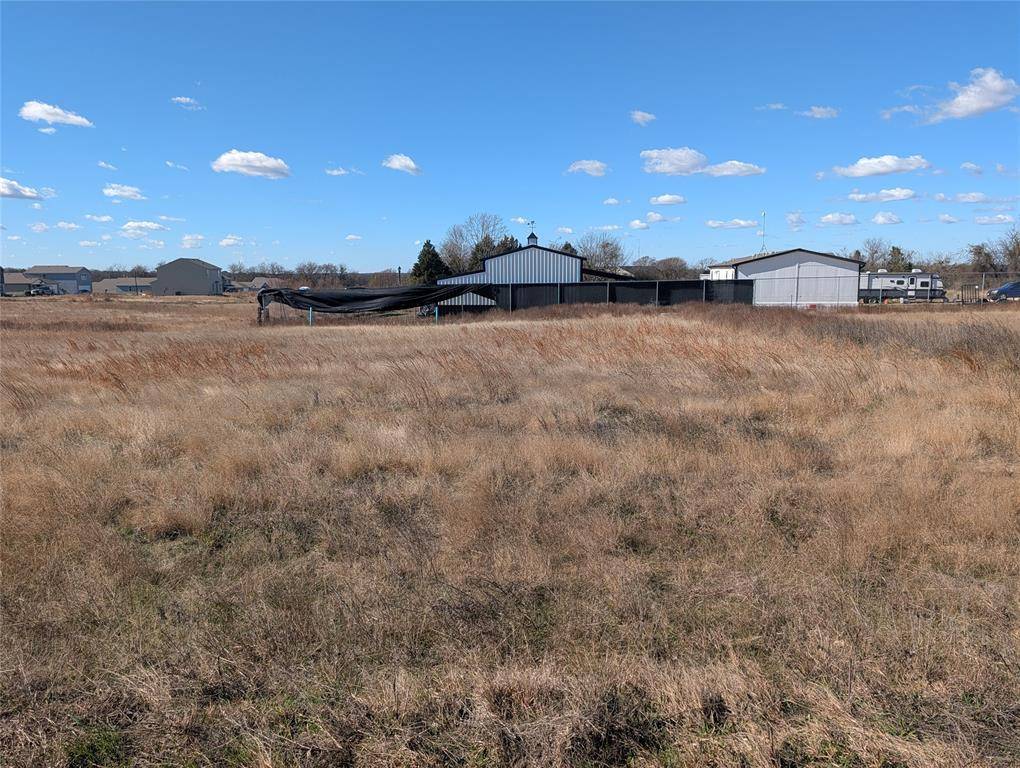 Mabank, TX 74147,276 Victory Drive